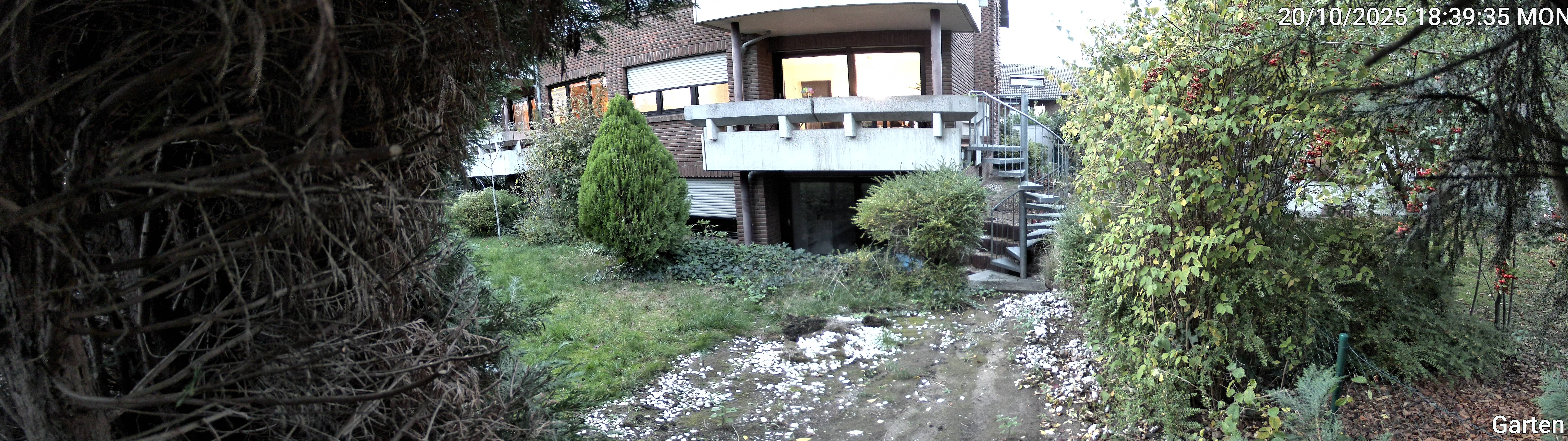 Garten_00_20251020183935.jpg