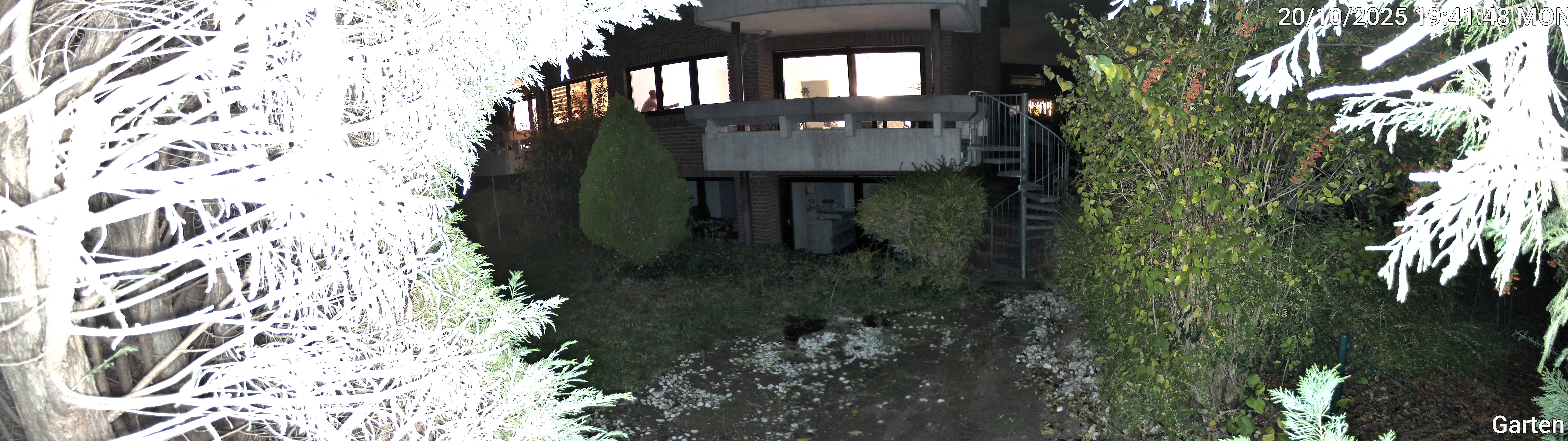 Garten_00_20251020194148.jpg